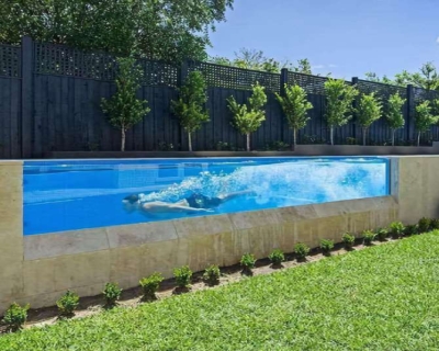 Advantages of acrylic material for swimming pools